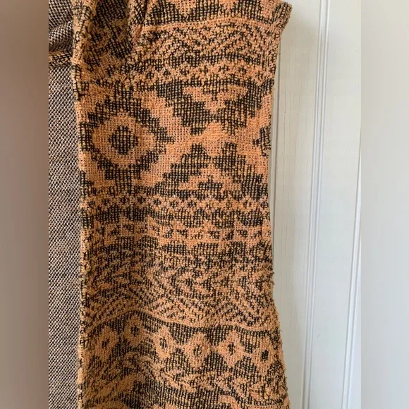 Seven Forty Two (XL) Long, Sleeveless Duster/Cardigan with hoodie - Picture 4 of 7